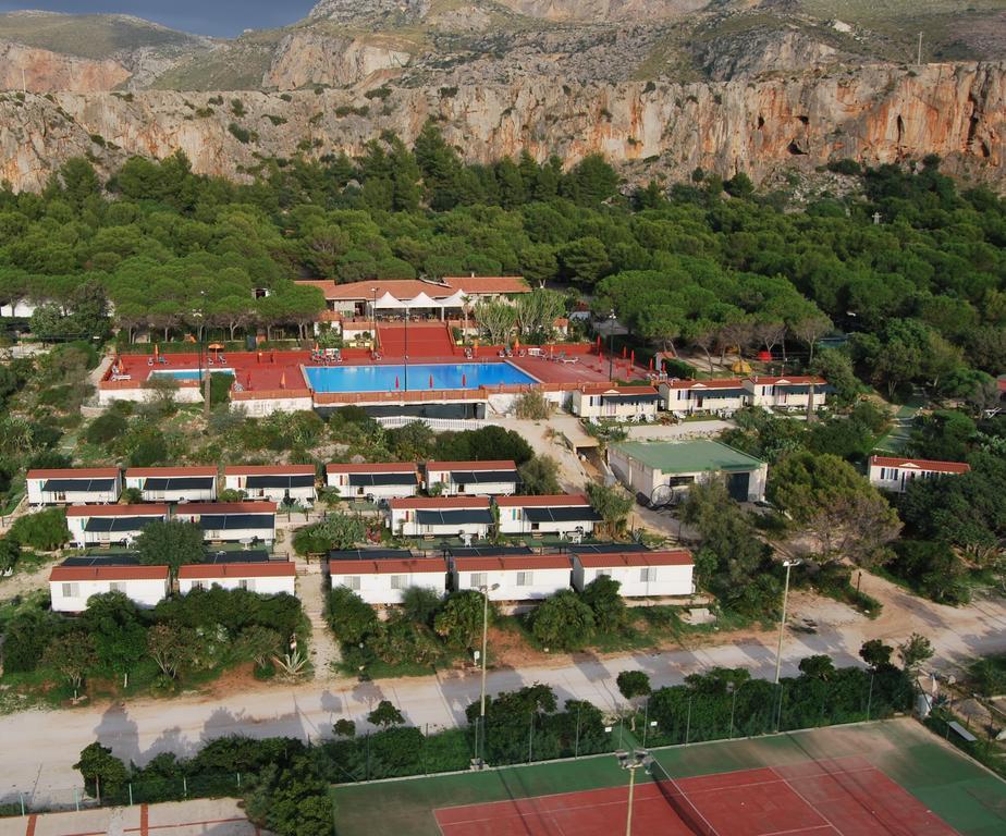 Happy Camp Mobile Homes In El-Bahira Camping Village San Vito Lo Capo Bagian luar foto