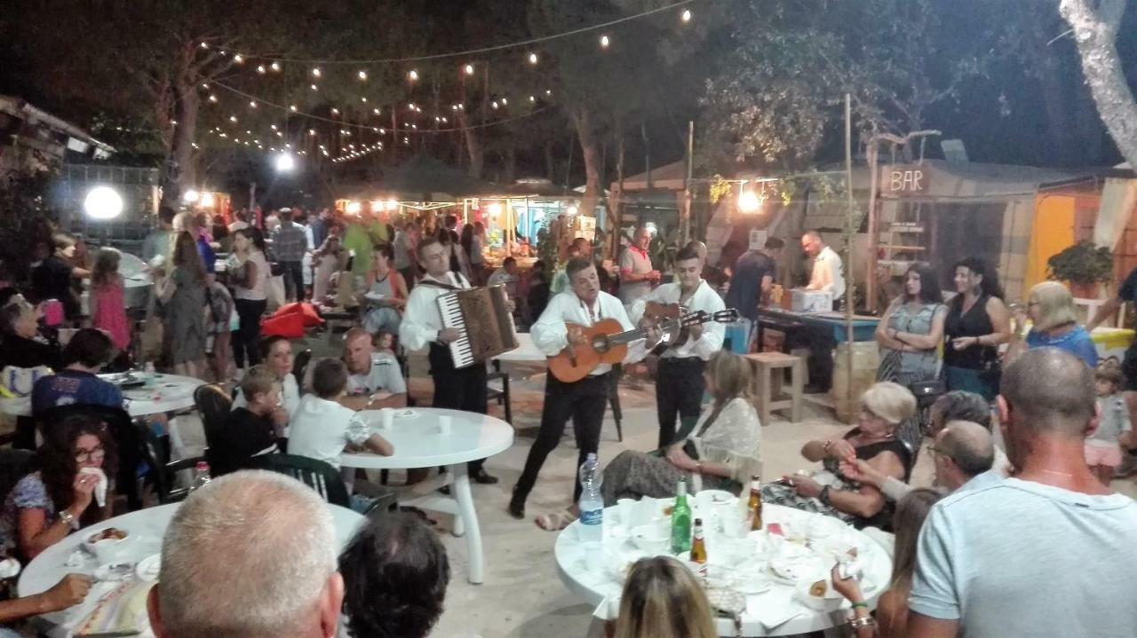 Happy Camp Mobile Homes In El-Bahira Camping Village San Vito Lo Capo Bagian luar foto